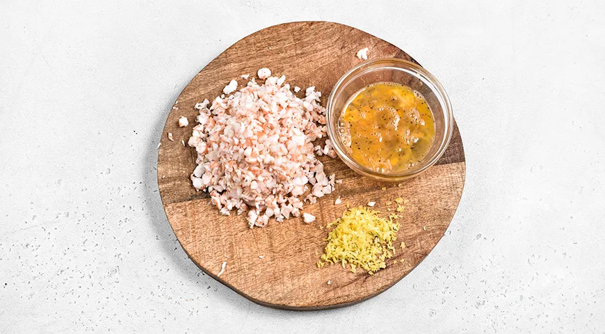 Равиоли с креветками и песто