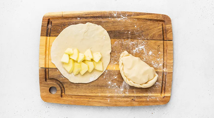 Кокроки с яблоками