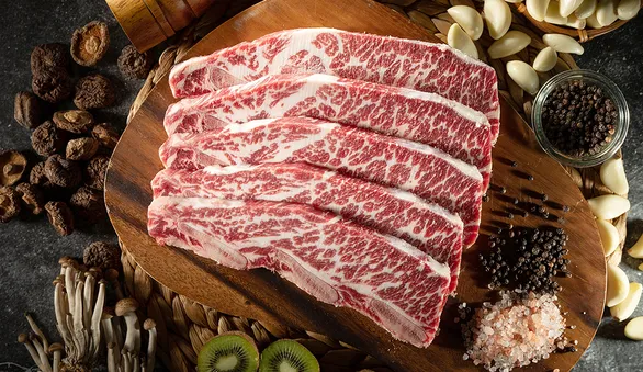 Как быстро разморозить мясо: 7 способов для разных видов и размеров куска