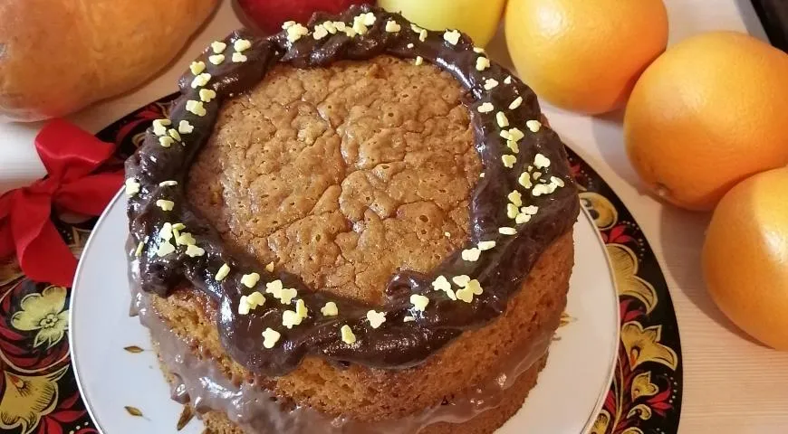 Пирог с тыквой и шоколадным кремом