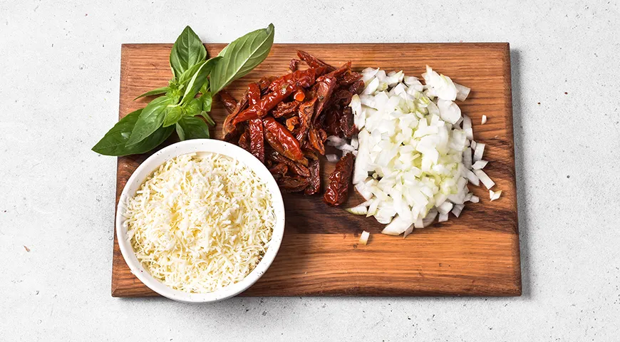 Паста с вялеными помидорами в сливочном соусе