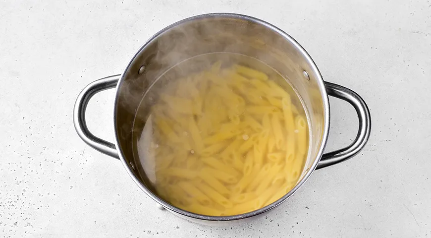 Макароны по-флотски с курицей