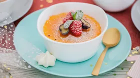 Крем-брюле с малиной