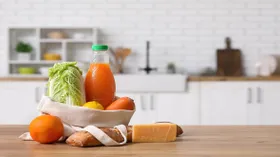 Спасти интерьер: дизайнеры назвали 5 вещей, которые не следует класть на кухонный остров