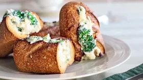 Рецепты с мягкими сырами, капустой и хлебобулочными изделиями