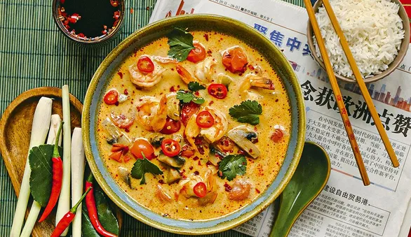 Суп Том ям с шампиньонами