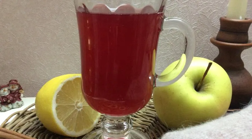 Рецепт зимнего клюквенно-яблочного напитка