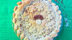 Постный пирог с рисом и грибами