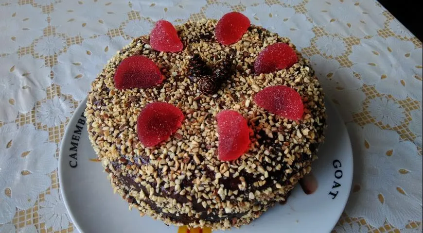 Торт шоколадный с малиновым мармеладом