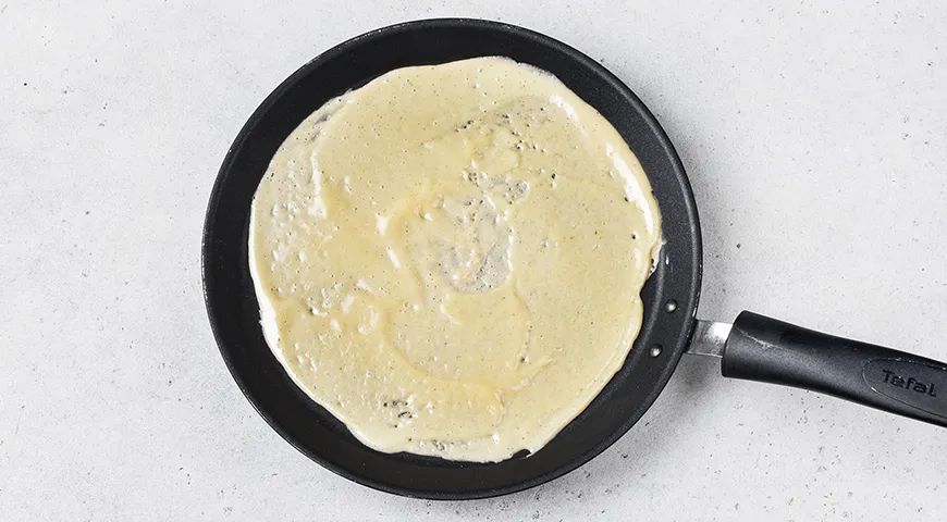 Хрустящие вафельные трубочки на сковороде