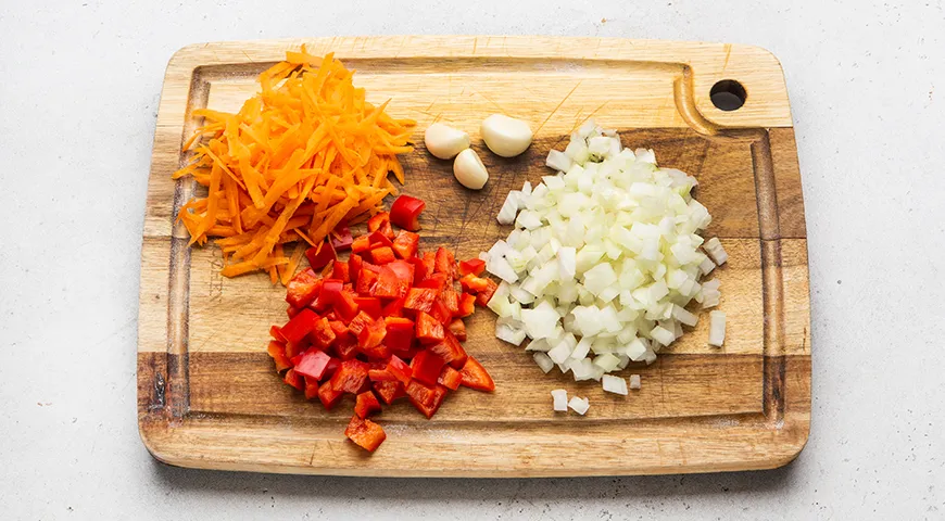 Рис с морковью и луком в духовке