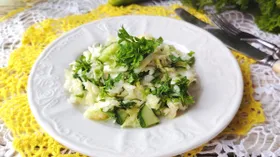 Капустный салат с огурцом