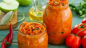 Рецепты с фруктами, томатами и икрой