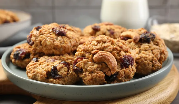 Простое и быстрое овсяное печенье в духовке