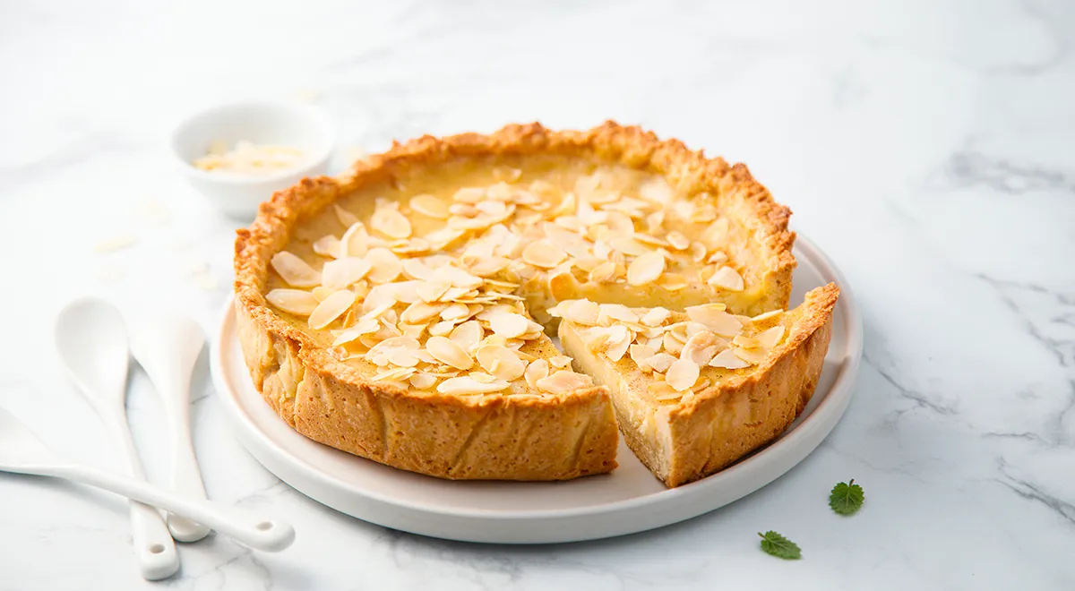 Миндальный пирог
