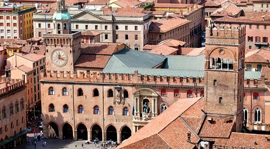 Болонья: что посмотреть, куда сходить, что попробовать