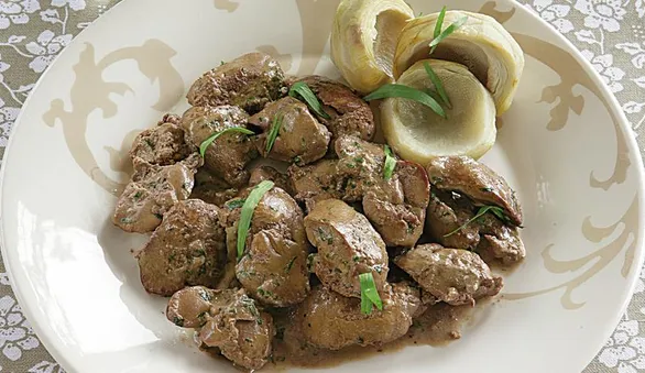 Фрикасе из куриной печенки с эстрагоном