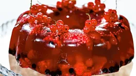 Рецепты с желатином, клубникой и малиной