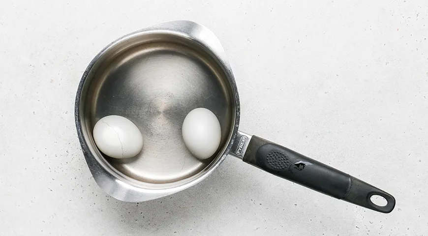 Бутерброды с сайрой и яйцом