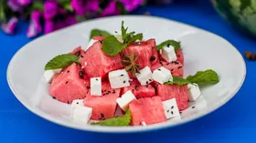 Рецепты с овощами, фруктами и рассольными сырами
