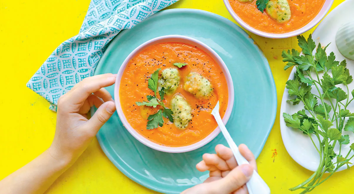 Рецепт овощного крем-супа с клецками из петрушки