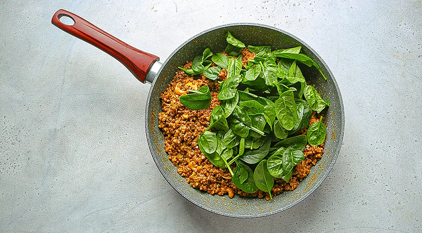 Кокосовое карри с гречкой и кешью