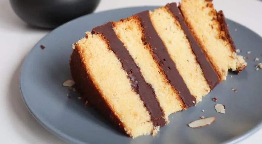 Рецепт бисквитного торта с шоколадной помадкой