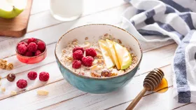 Как сварить кашу на молоке без комочков