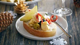 Рецепты с овощами, сыром Адыгейский и хлебобулочными изделиями