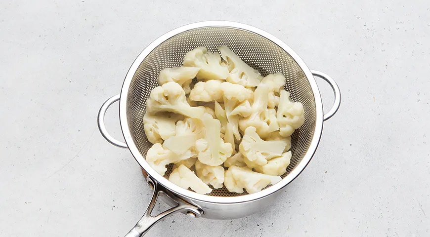 Цветная капуста, запеченная со сливками и сыром