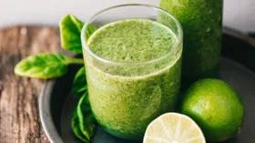 Как быстро похудеть при помощи зеленых коктейлей