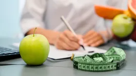 Разгрузочный день на яблоках: польза, возможный вред, детокс-эффект