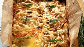 Рецепты с сырами, томатами и вином белым