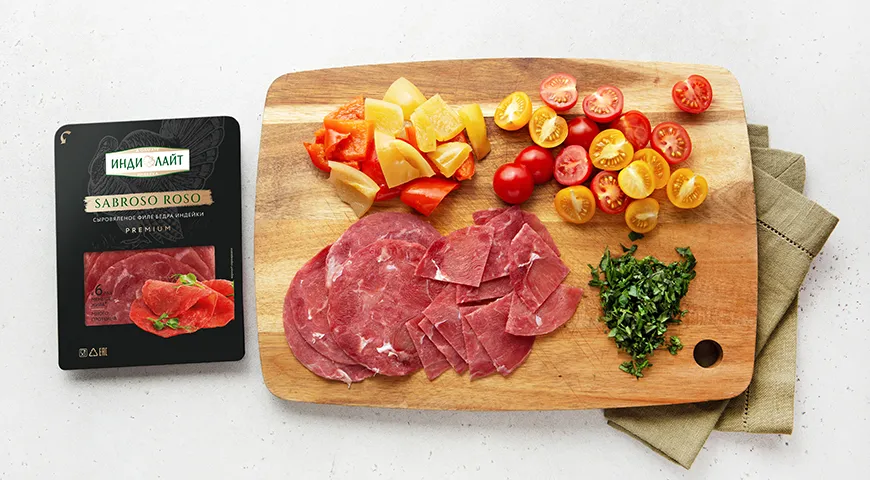 Салат Сабросо с мини-моцареллой