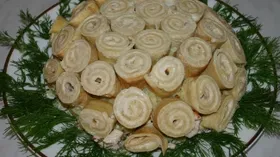 Салат Букет с сырными блинчиками