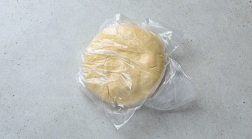 Открытый пирог с лесными грибами