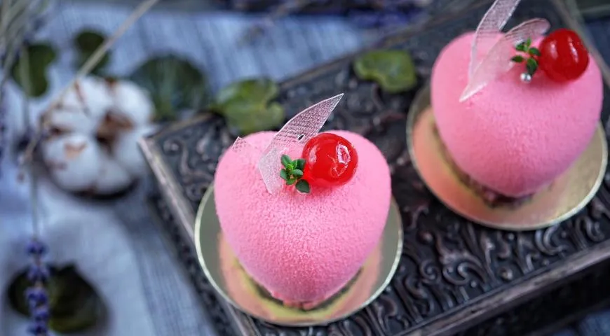 Муссовое пирожное «Зимняя вишня»