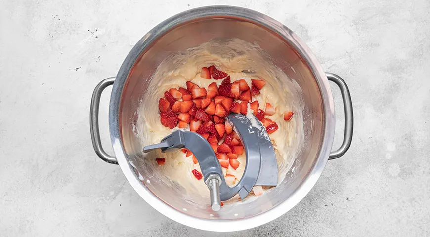 Маффины с клубникой