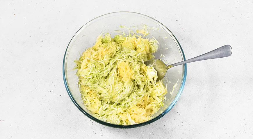 Котлеты из кабачка и картошки