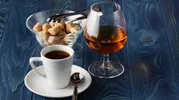 Кофе и алкоголь: можно ли пить кофе после алкоголя или с похмелья