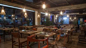 Touche' wine bar & kitchen  — место, где встречаются друзья