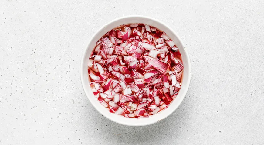 Крабовый салат с картошкой