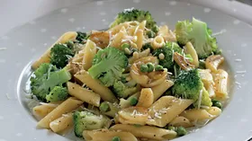 Рецепты с пармезаном, сыром Моцарелла и макаронами