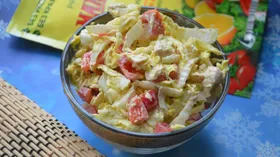 Салат с курицей и пекинской капустой