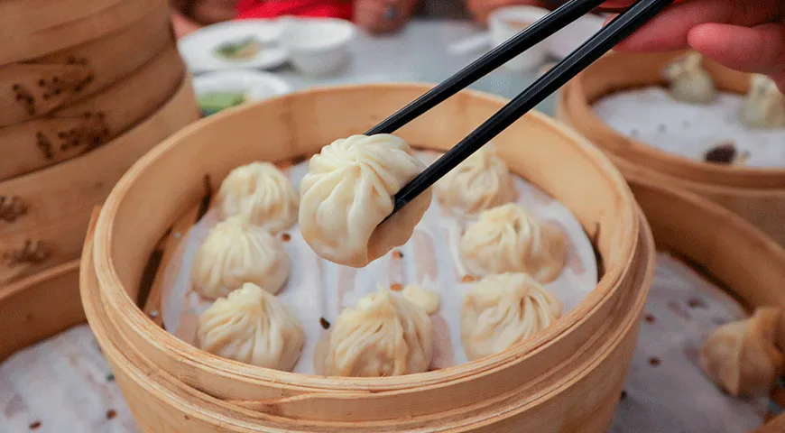 Чем на самом деле отличаются пельмени от хинкали, мантов, димсамов, дамплингов и курзе