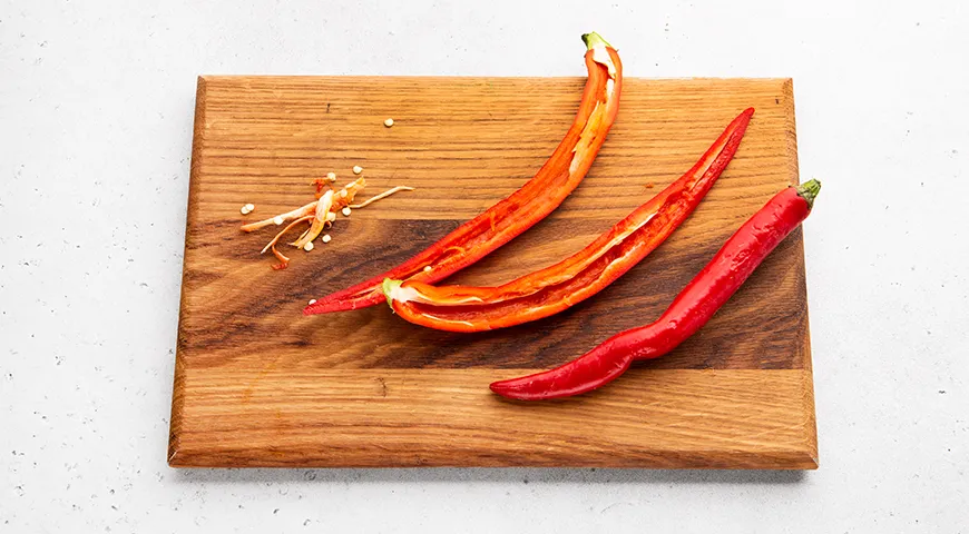 Острый Горлодер из помидоров с чесноком на зиму