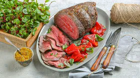 Ростбиф с печеными перцами