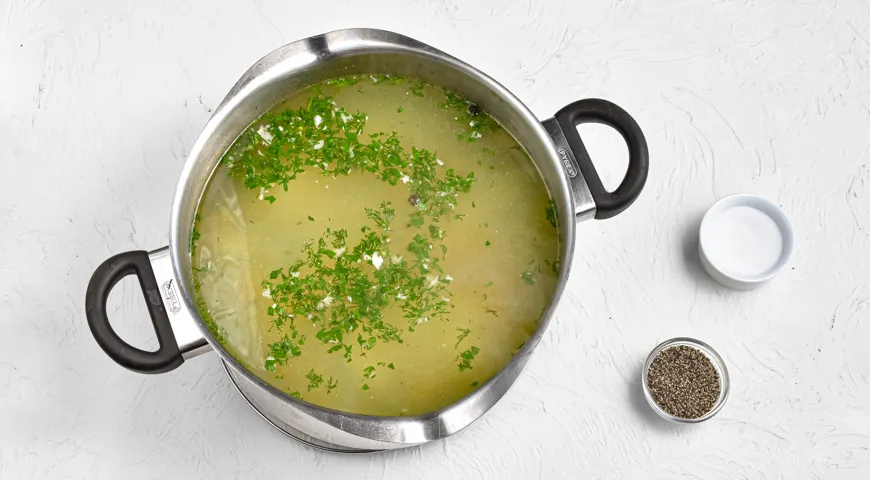 Уха из морского окуня