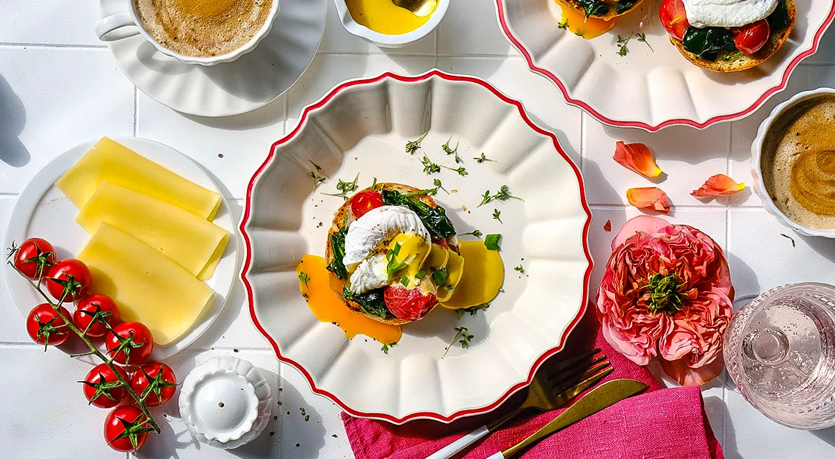 Рецепт яиц С0 бенедикт по-средиземноморски