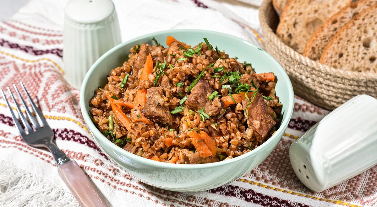 Гречка по-купечески в казане